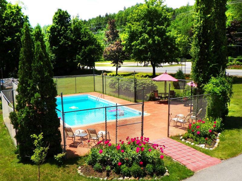 Covered Bridge River View Lodge (Adults Only) Jackson Luaran gambar
